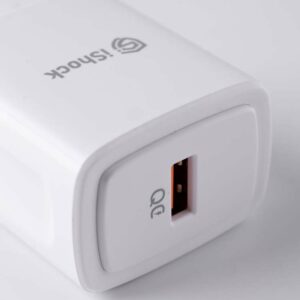 ⁦شاحن iShock T10 18W⁩ - الصورة ⁦3⁩