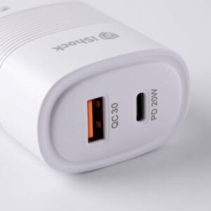 ⁦شاحن منزل PA31 ishock⁩ - الصورة ⁦3⁩