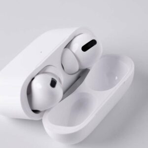 ⁦سماعة iShock Airpods HB09⁩ - الصورة ⁦3⁩